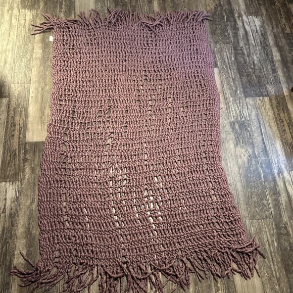 CB2 Purple Wool Throw Chunky Knit Orchid Overlook Blanket Thick Fringe - Picture 1 of 6